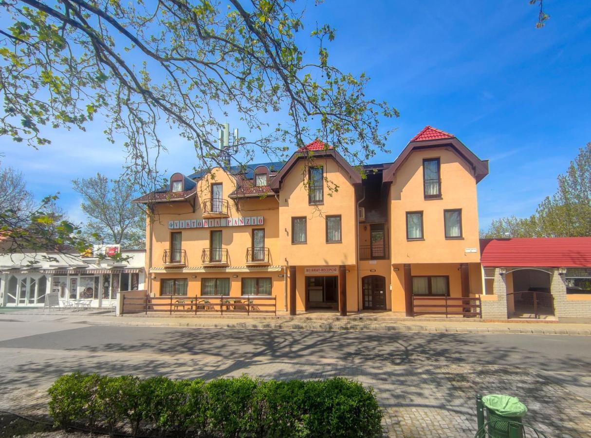 Viktoria Panzio Zamardi Hotel Exterior photo